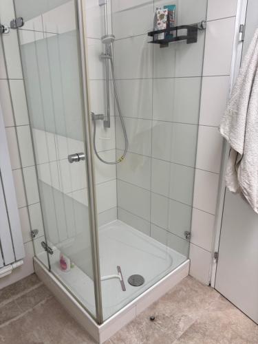 Privatzimmer im Reihenhaus nähe Flughafen Hannover Langenhagen, Hannover (photo 10)