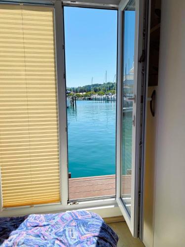 منظر, Luxury Houseboat Lavender in Lucija
