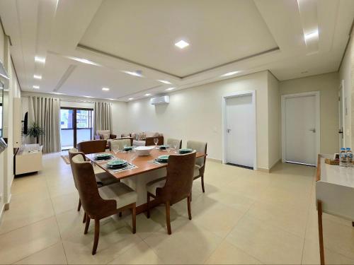 Apt 02 Alto Padrão 3 quartos ao lado do Paraguai (Apt 02 Alto Padrao 3 quartos ao lado do Paraguai) in ชาร์ดิง บัววิสตา