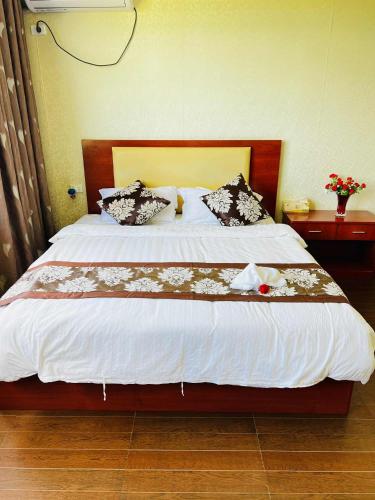 Jia Heng Holiday Inn Hotel in Neiafu