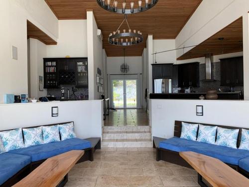 Sky Beach Club Rock House home in Governor's Harbour