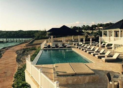 Med Point home in Governor's Harbour