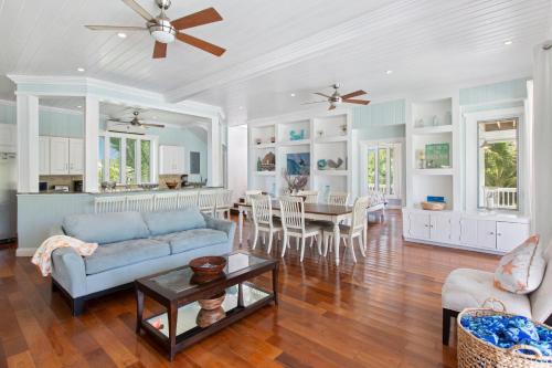 Sea Walk home in Governors Harbour