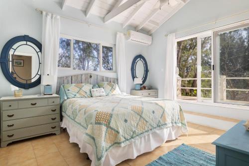 Moonflower home in Gregory Town