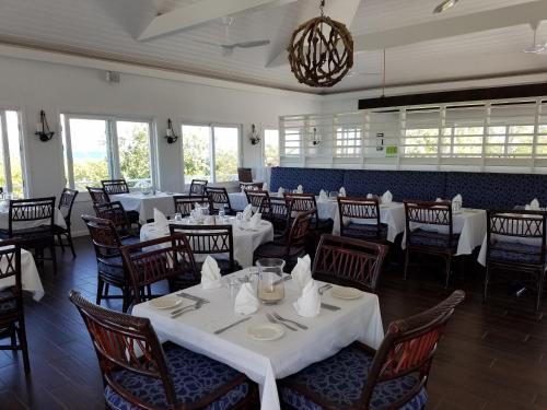 Sunnyside home in Windermere Island