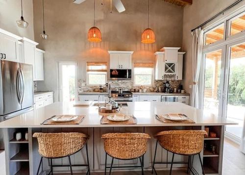 Paradise Cove home in Gregory Town