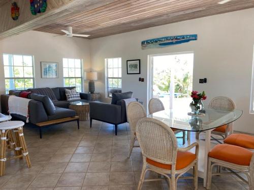 Rocks Retreat home in Governors Harbour