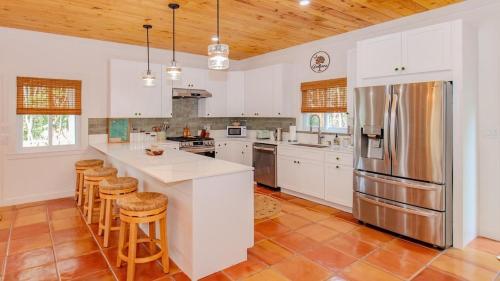 Palmetto House home in Governor's Harbour