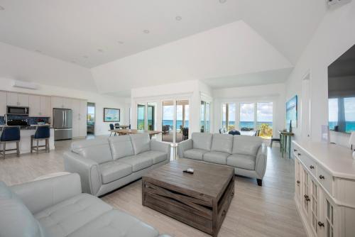 Pink Sands Point Main House home in Governors Harbour