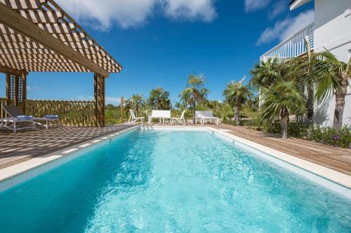 See Sea home in North Palmetto Point