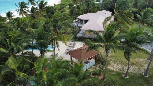Owl's Roost home in Governor's Harbour