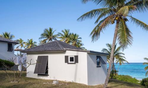 Pineapple House home in Governor's Harbour