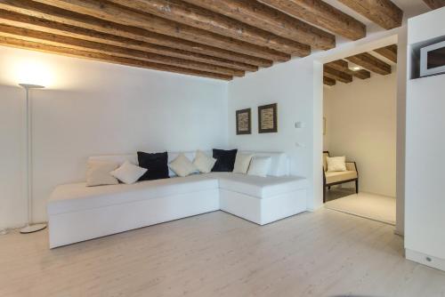 Ve.N.I.Ce. Cera Casa Del Giglio - image 6