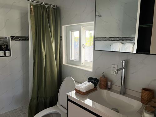 A Lofty Escape - 2BR Cozy Loft by Beach & Airport, Nassau (Foto 8)