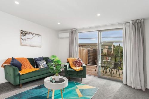 Appt 2 on Armagh 2Bdrm 2 Bthrm Free Park, Christchurch