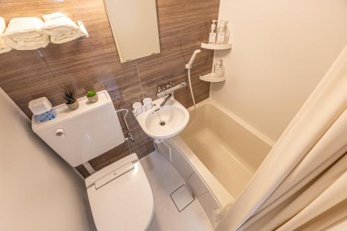 Shinjuku two stations, three-bedroom apartment, 6 people, seven minutes from Higashi-Nakano station