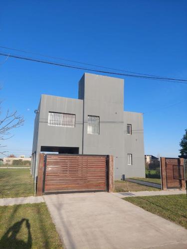 Casa Funes Town near Rosario-Islas Malvinas nemzetközi repülőtér