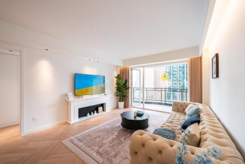 Urban Hub Superior Suite 3 bedrooms near the People's Square include Garden, Shanghái