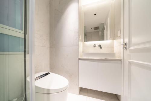 Urban Hub Superior Suite 3 bedrooms near the People's Square include Garden, Shanghái (foto 8)