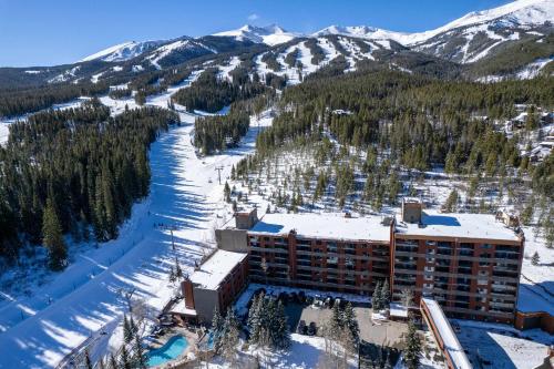 Slope-side Studio Dog Friendly Full Kitchen in Warrior's Mark