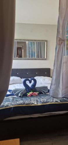 chez moumie studio meublée piscine jacuzzi chezmoumie