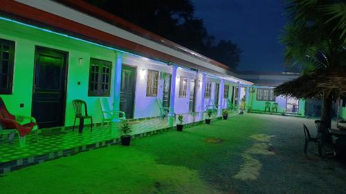 K7 Guest House Rooms & Restaurants  in ترينكومالي