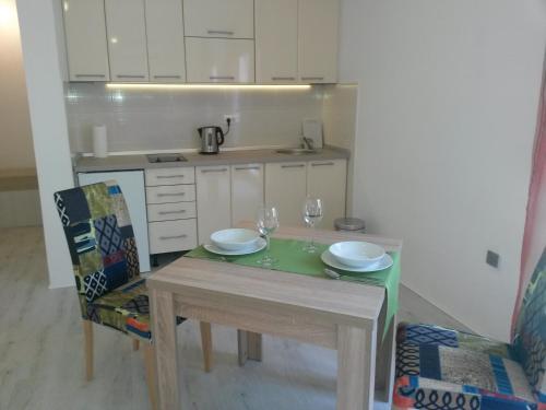 Apartments Grgurević - image 8