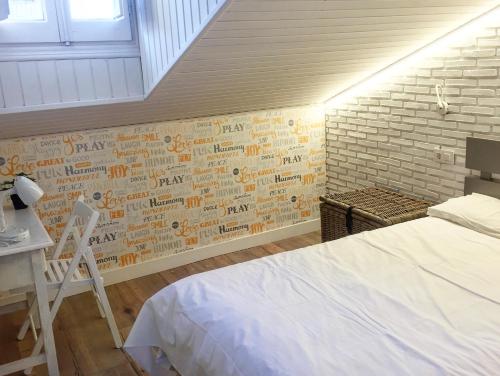 1 twin bed