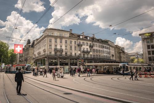 Löwenplatz Apartment near Station by Airhome - image 4