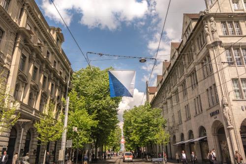 Löwenplatz Apartment near Station by Airhome - image 5