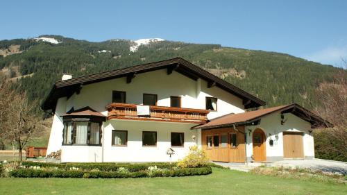 Frühstückpension Larson in Bad Hofgastein, Österreich