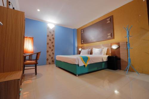 room detail thumbnail 2