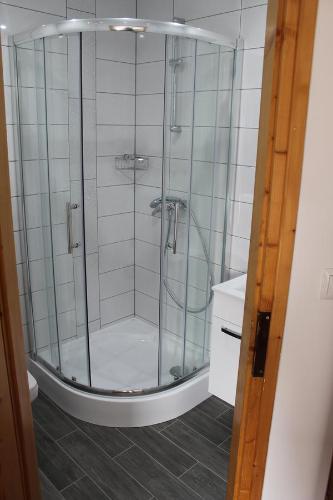 Apartamenty i Pokoje Gościnne DZIEDZIC Józef – Poronin, IA