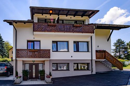 Haus Charlie in Velden am Wörthersee, Österreich