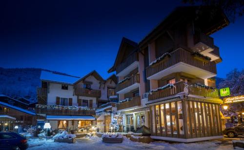 Logis Hotel Gai Soleil - Samoëns