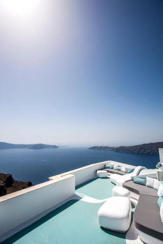 Andronikos Santorini - Tap to explore photos
