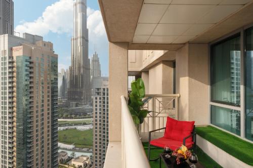 The Boulevard Suite Stunning Burj Khalifa View Downtown, Дубай