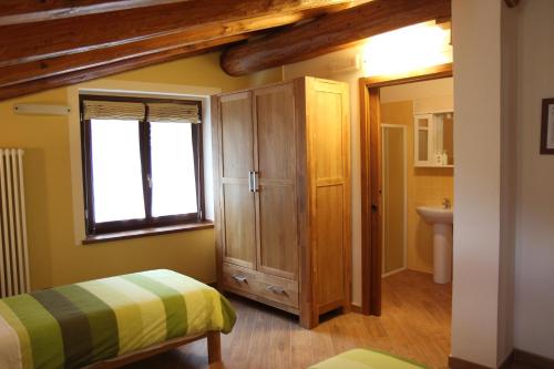 Twin Room with Private Bathroom