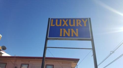Luxury Inn - image 6