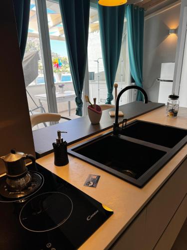 La Piazzetta a Mare Holiday House 4
