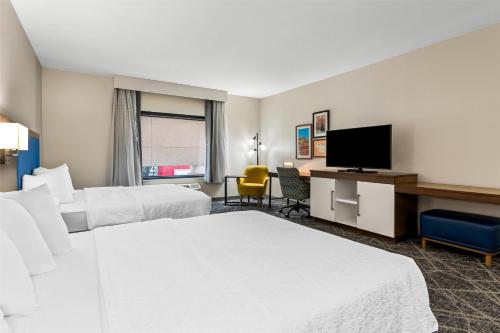Hampton Inn Laramie - image 11