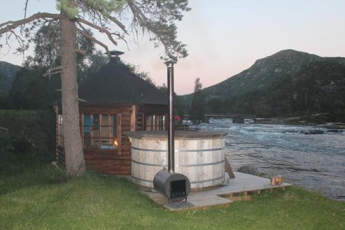 Karstais baseins, Flatheim in Viksdalen