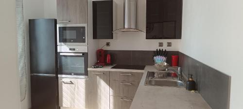 virtuve, Chez MaLouNa - 15 min de la Baie de Somme in Friville-Escarbotin