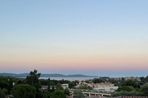 Apartment 3p 63 m air-conditioned with sea view - image 2