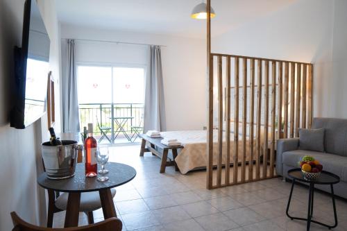 Akamanthea Holiday Village in Polis