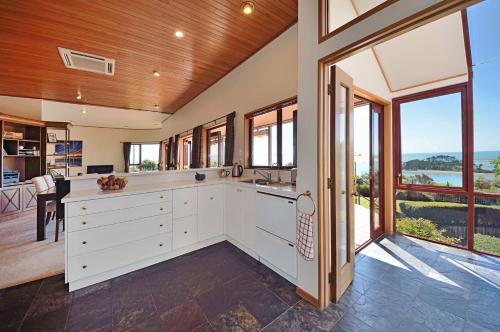 The Cliffs - Nelson Waterfront Home, Nelson (zdjęcie 9)