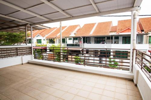 Spacious 4BR Double Storey Home | Balik Pulau in Balik Pulau