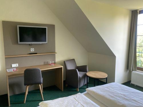 1 twin bed