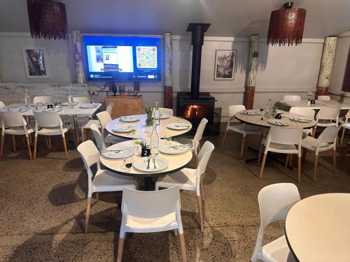 Étterem, Wellington Forest Cottages  & bar cafe  in Wellington Mill