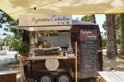 อาหารและเครื่องดื่ม, Sunset Kite Village in ตาบักกาโร